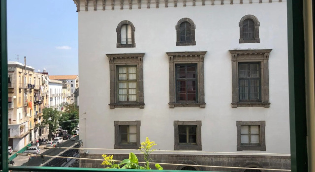 Franck house, Забронировать Отель Неаполь - Центральный вокзал Неаполь, рядом с Церковь Пио Монте делла Мизерикордия
