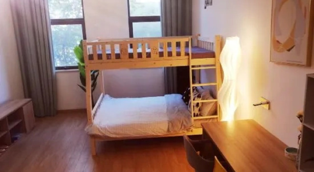 Люкс Дуплекс с 2 комнатами Huaxi Apartments (Huashan West, Shanghai)