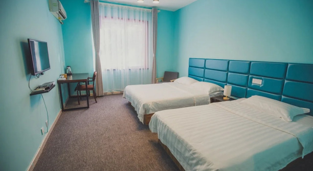 White Horse Times Hotel, Prenota Hotel Hotel a Shandong con parcheggio, Parcheggio