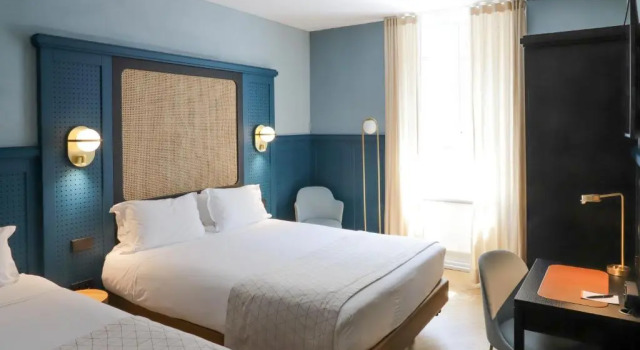 Трёхместный номер HANNONG Hotel & Wine Bar