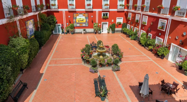 Hotel Romerito, Забронировать Отель Крус-де-Умильядеро Малага