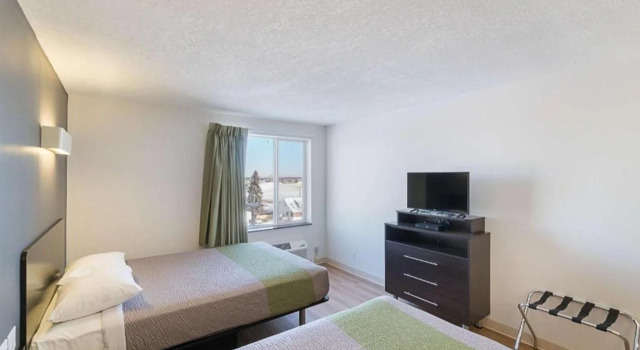 Studio 6-Bruderheim, AB, Prenota Hotel Hotel a Alberta con parcheggio, Parcheggio