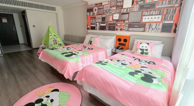 Семейный тент Ibis Hotel (Changchun Quan'an Plaza Airport Bus Shop)