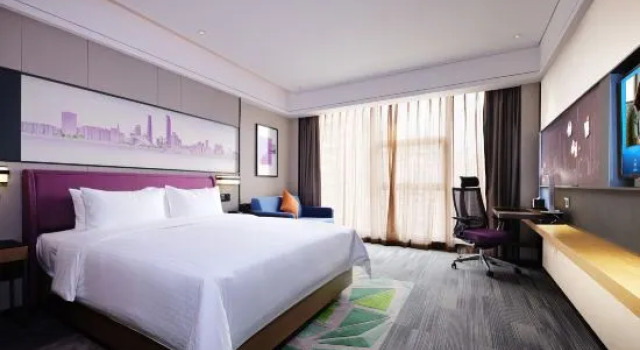 Двухместный номер Deluxe Hampton by Hilton Guangzhou Dongxiaonan