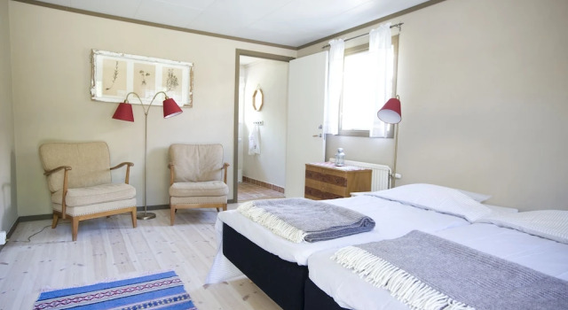 Ekologiska Fru Gran B&B i Tiveden, Book Guesthouse  