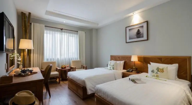 Номер Standard Silverland Yen Hotel