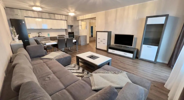 La Pini - Apartament Luxury Bucium, Prenota Appartamento Iasi Romania