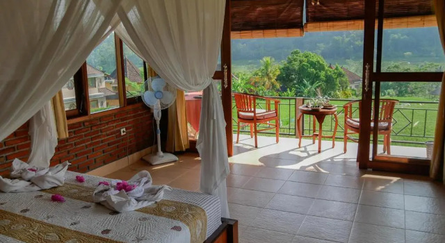Бунгало Standard Embang Homestay