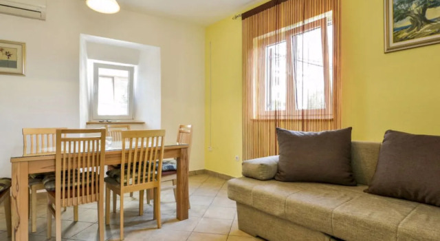 Apartment Angelina Karlobag 30250, Book Apartment Karlobag Lika-Senj County