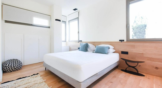 Authentic 3BR Penthouse in Ben Gurion by HolyGuest, Забронировать Отель Тель-Авив Тель-Авивский округ, рядом с Площадь Рабина