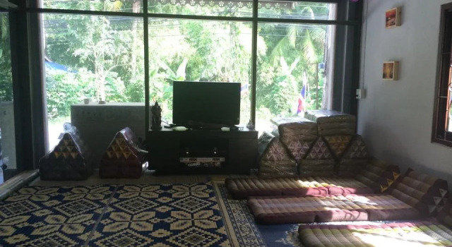 Domingo Hostel Phangan