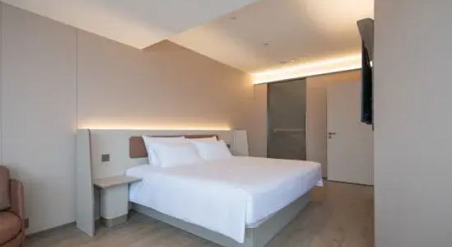 Люкс HanTing Hotel (Hui'an Zhongxin Garden Huiquan North Road)