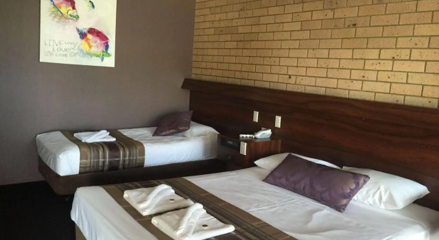 Sarina Motor Inn, Réserver Hôtel Sarina Queensland