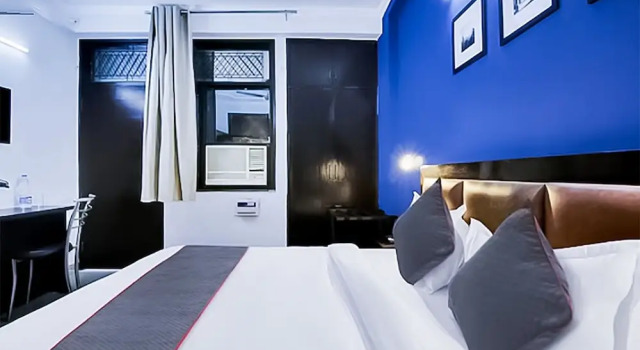 Roomshala 141 Agniv Residency, Забронировать Отель Отели Нью-Дели с парковкой, Парковка