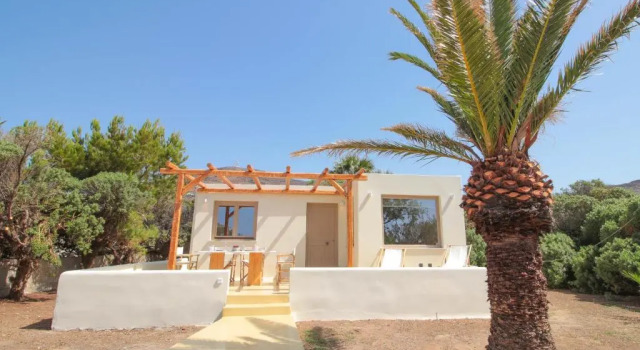 Коттедж 4Twaves beach house - BeachFront in Agios Ioannis