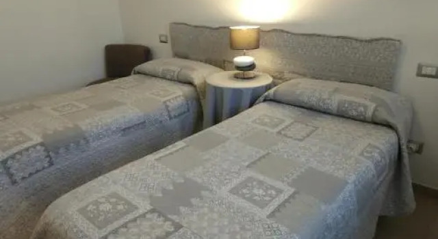 Marinella Guest House, Prenota Affittacamere Cornale Lombardia