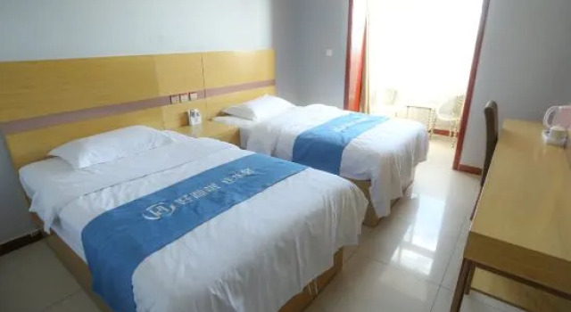 Люкс Huayi Hotel (Beijing Tongzhou District Ciqu North Subway Station)