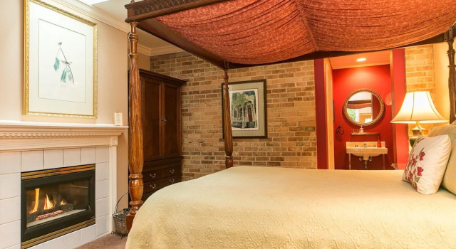Двухместный люкс Hidden Garden Cottages & Suites