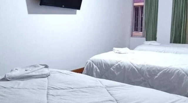 Четырёхместный номер Executive HOTEL SUAREL CENTER