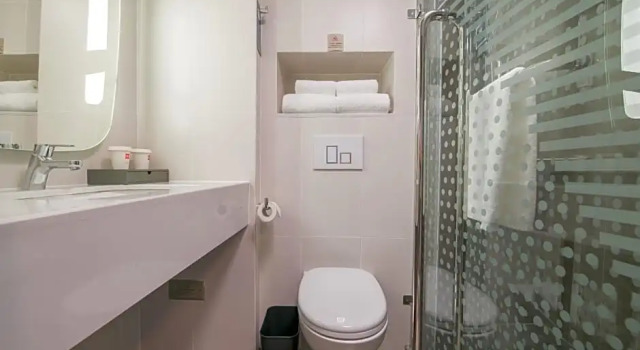 Двухместный номер Standard ibis Chengdu Yongfeng Hotel