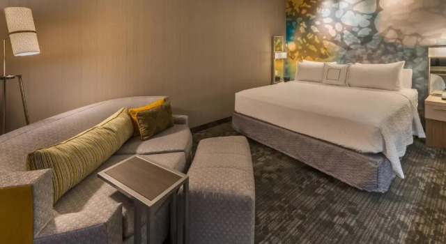 Двухместный номер Standard с видом на реку Courtyard Reno Downtown/Riverfront