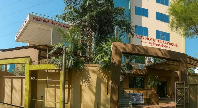 Hotel Crazy Home And Resort