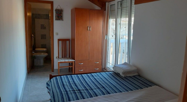 Apartments Ivanka, Забронировать Апартаменты/квартира Езера Murter Island