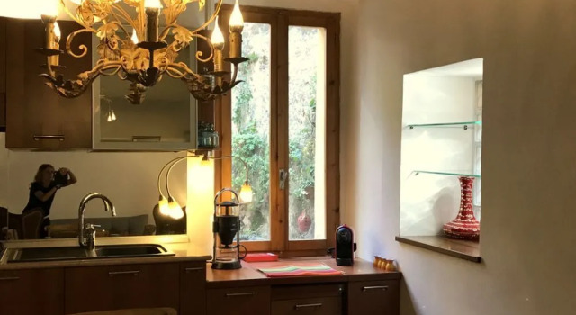 Al Teatro Home Apartment, Забронировать Апартаменты/квартира Отели Вероны с парковкой, рядом с Филармонический театр Вероны, Парковка
