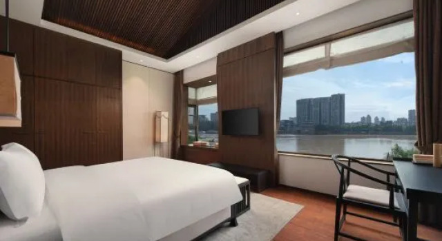 Люкс с 2 комнатами с видом на реку Chanyi · Jiading Yuanzi Hotel