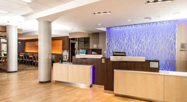 Fairfield Inn & Suites Florence I-20, Забронировать Отель Отели Южной Каролины с завтраком, Завтраки