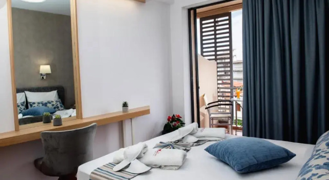 Двухместный номер Standard с видом на бассейн Apollon Hotel