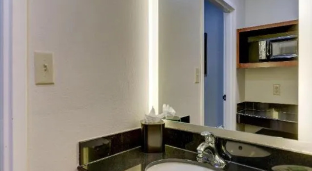 Люкс Best Western Plus Las Colinas Inn & Suites