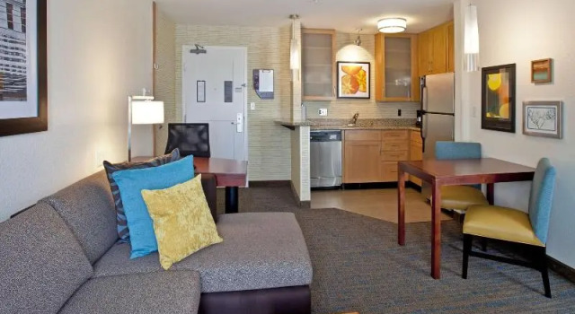 Четырёхместный люкс Residence Inn Portland Airport at Cascade Station