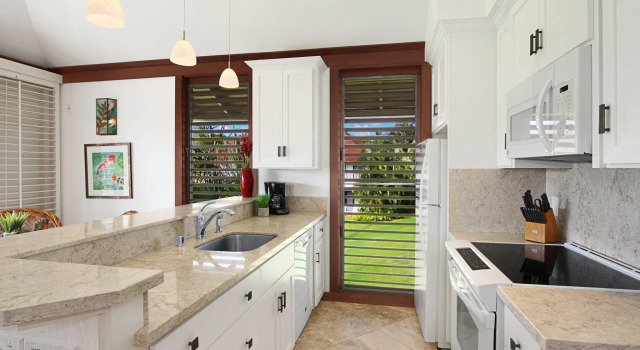 Номер Standard c 1 комнатой с частичным видом на океан Kiahuna Plantation Resort Kauai by OUTRIGGER
