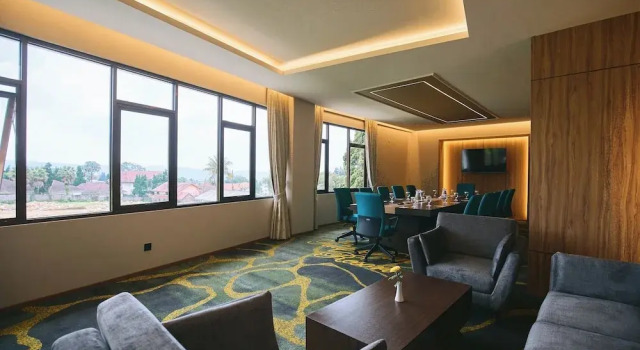 Horison Resort Tulip Puncak, Rezervovat Lázně / Resort Puncak West Java