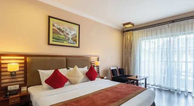 Номер Deluxe с балконом Atithi Resort & Spa