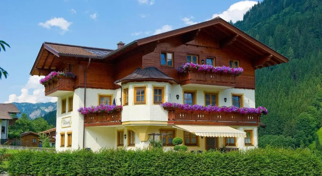 Wallnerhof, Rezervovat Hotel Hotely v Grossarltal s parkováním, Parkování