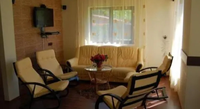 Pietrele Doamnei, Prenota Hotel Campulung Moldovenesc Suceava