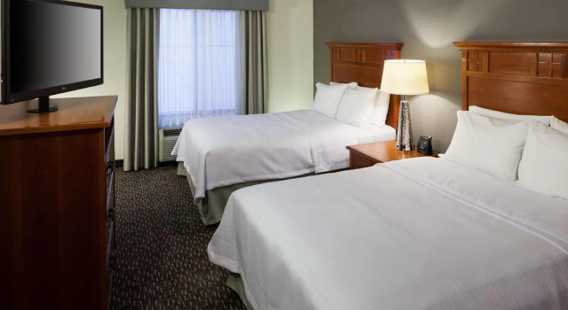 Четырёхместный люкс Homewood Suites by Hilton Agoura Hills