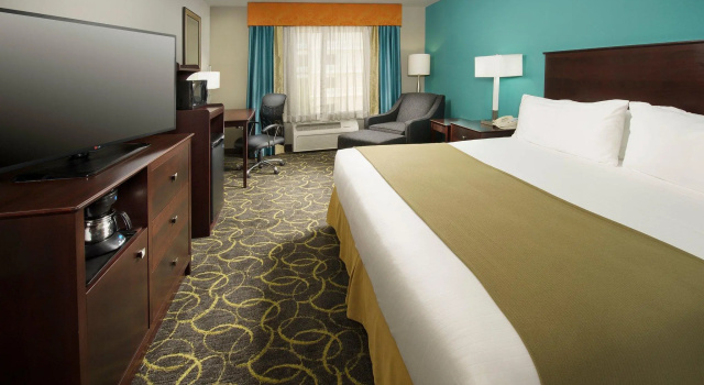 Двухместный номер Standard Holiday Inn Express Hotel and Suites DFW-Grapevine by IHG