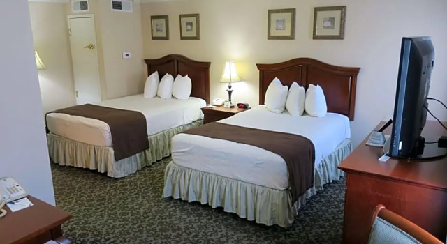 Номер Executive Best Western Plus French Quarter Courtyard Hotel