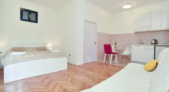 Apartment Stari Grad