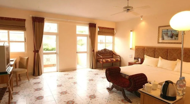 Butterfly Valley Resort, Rezerwuj Ośrodek wypoczynkowy Hotele resortowe w Guangdong, Ośrodek wypoczynkowy