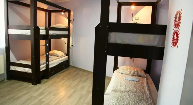 Like Hostel, Забронировать Хостел Отели в центре Нижневартовска, в центре