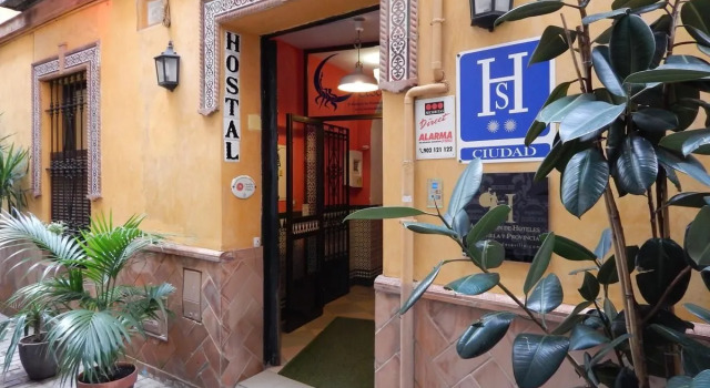 Hostal La Casa de la Luna, Забронировать Отель Севилья провинция Севилья, рядом с Торре-дель-Оро
