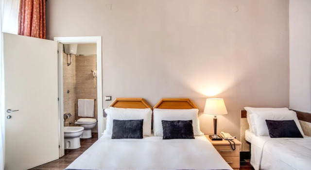 Трёхместный номер Hotel San Valentino