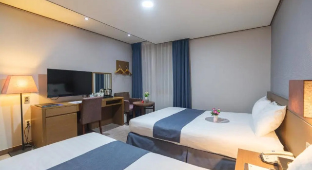 Семейный номер Deluxe Benikea Hotel Jeju