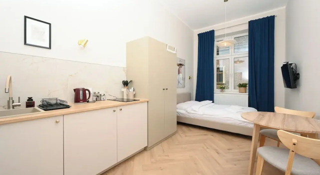 RentPlanet - Studio plac Matejki, Забронировать Апартаменты/квартира Краков Малопольское воеводство, рядом с Аттракцион «Аллея потерянных душ»