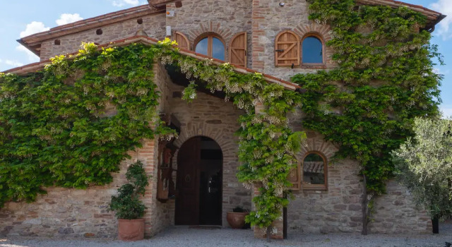 Beautiful Villa in San Giovanni del Pantano With Pool, Rezervasyon Villa Umbria havuzlu oteller, Yüzme Havuzu