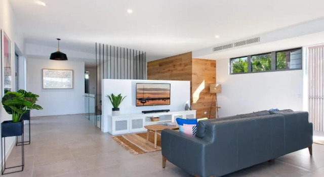 Bluey's Beach House - 5 Bedroom, Rezerwuj Hotel Hotele w Noosa z basenem, Basen